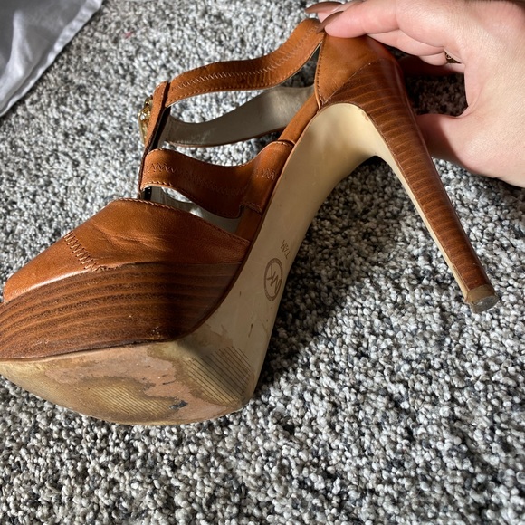Michael Kors Platform Sandals - Picture 2 of 5
